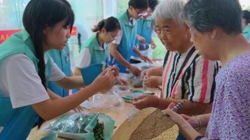 廣東江門中醫(yī)藥職業(yè)學院 傳承紅色基因，弘揚中醫(yī)文化，開展養(yǎng)生保健服務(wù)活動