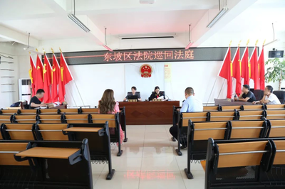 法治新“楓”悅?cè)诵摹勺稍兊臏嘏c力量